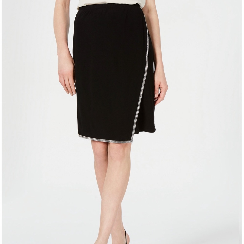 RHINESTONE TRIM SKIRT